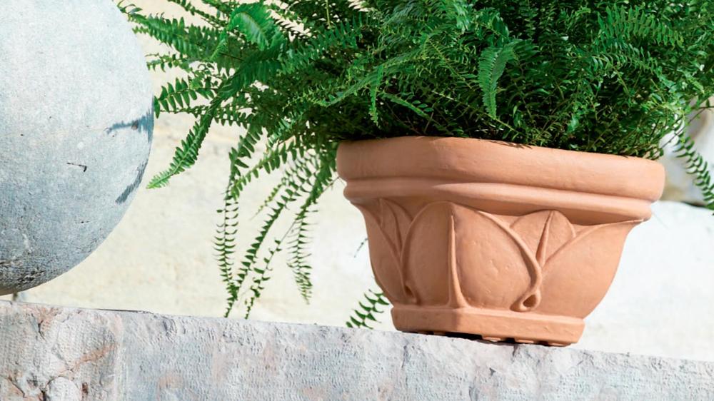 DI MARTINO -  Decorated pots Pottery Collection | LOTUS