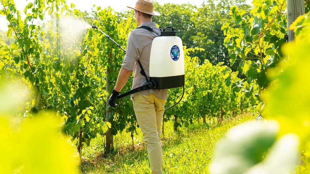 DI MARTINO - Knapsack sprayers Agritools | UNIQA